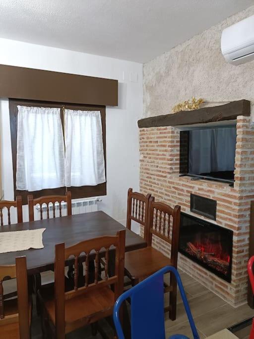 La Casona De La Azucena Villa กัวดาลาฮารา ภายนอก รูปภาพ
